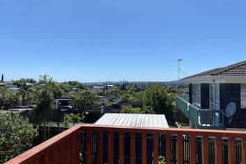 11 Darlington Place, Glendene