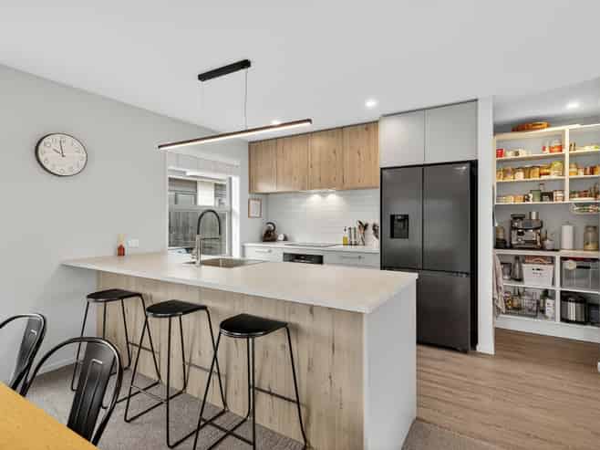 16 Crosado Place, Rolleston