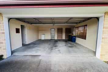 42 Rush Creek Drive, Westgate