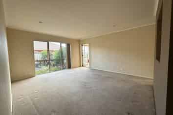 42 Rush Creek Drive, Westgate