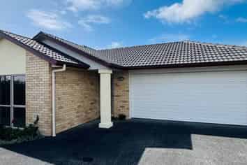 42 Rush Creek Drive, Westgate