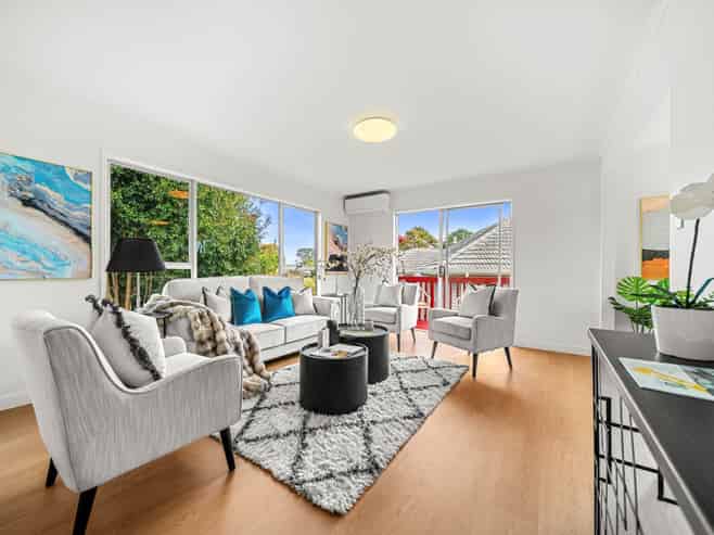 9 Blacks Road, Greenhithe