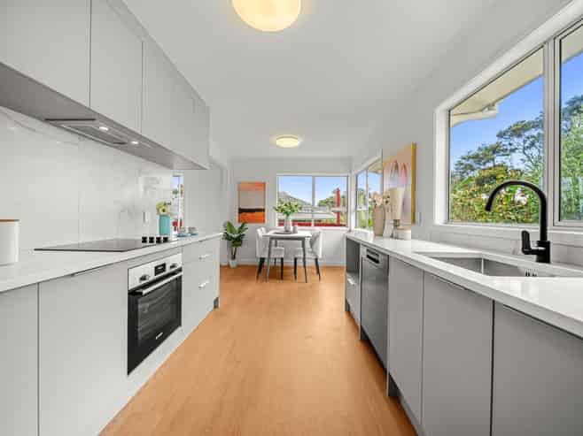 9 Blacks Road, Greenhithe