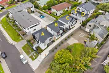 33A-E Garadice Road, Rothesay Bay