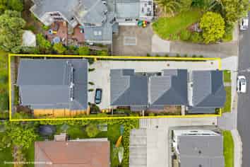 33A-E Garadice Road, Rothesay Bay