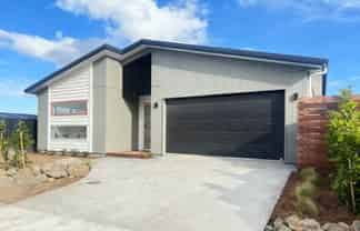 381 Te Taruna Drive, Milldale