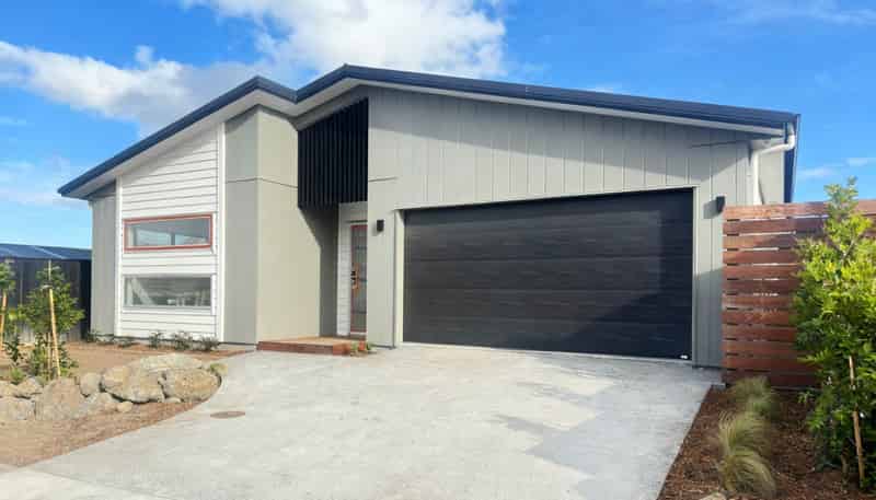 381 Te Taruna Drive, Milldale