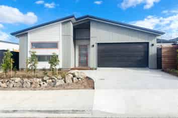 381 Te Taruna Drive, Milldale