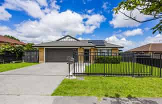 242 Mahia Road, Weymouth
