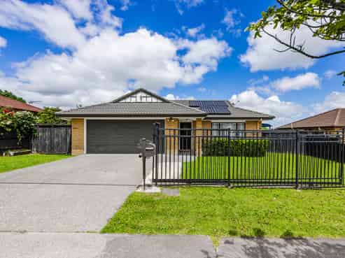 242 Mahia Road, Weymouth