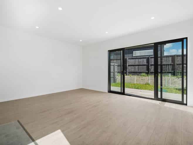 5 Kotiu Place, Massey