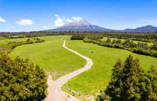 869 Dudley Road Upper, Kaimiro