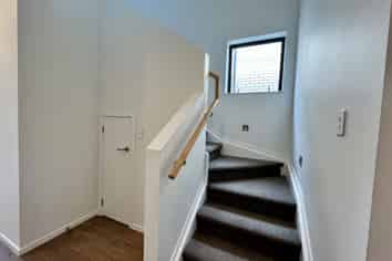 8 Desalt Drive, Hobsonville