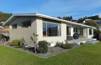 22 Paremata Street, Atawhai