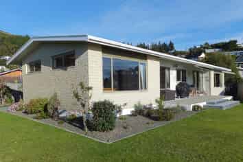 22 Paremata Street, Atawhai