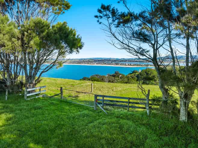 18 Tatham Road, Ti Point