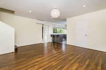 11 Alice Place, Hillcrest