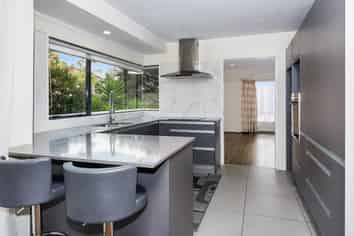 11 Alice Place, Hillcrest