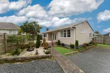 5 Tui Crescent, Manurewa