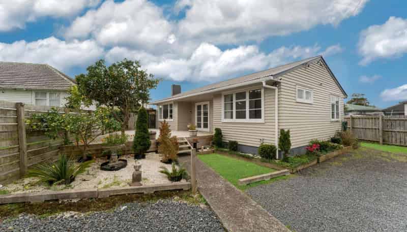 5 Tui Crescent, Manurewa