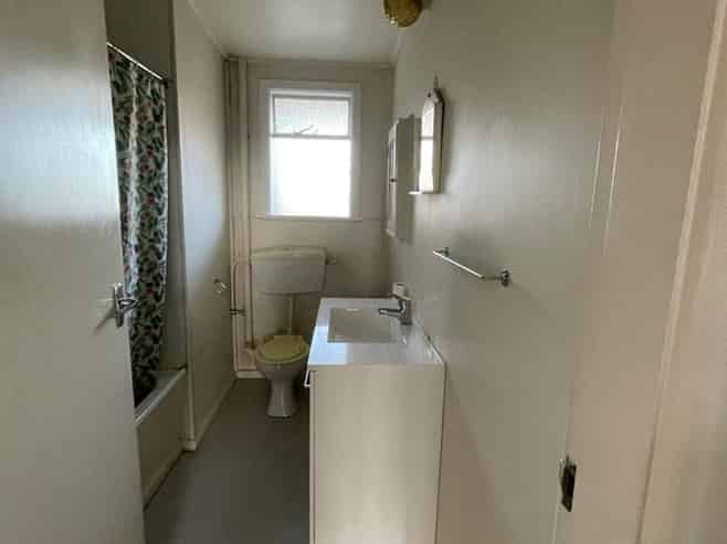 61C Warwick Street, Mayfield