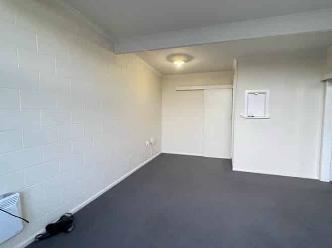 61C Warwick Street, Mayfield