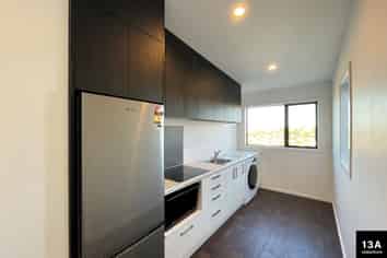 13A Henderson Street, Mornington