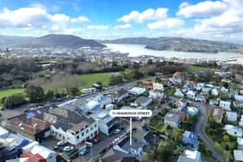 13C Henderson Street, Mornington