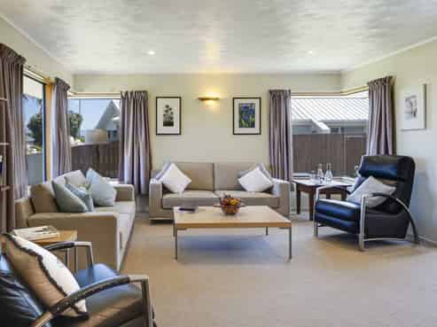 52 Aldinga Avenue, Stoke