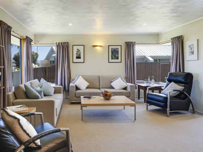 52 Aldinga Avenue, Stoke