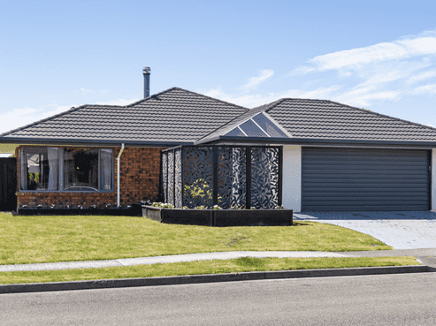 52 Aldinga Avenue, Stoke