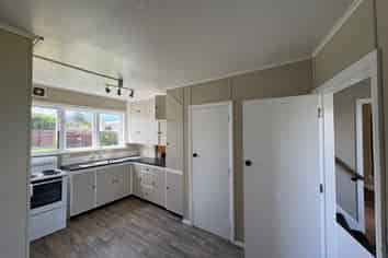 12 Miro Street, Levin