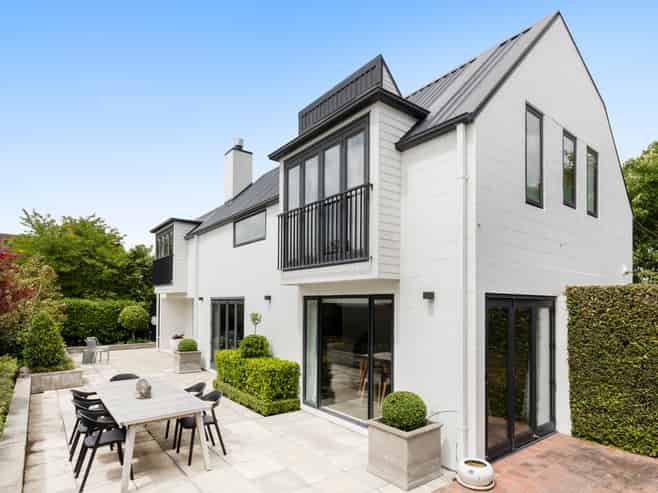 54 Straven Road, Fendalton