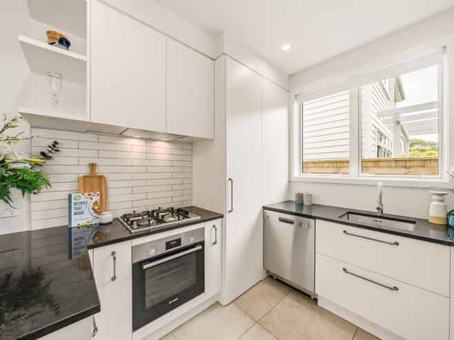 8 Glide Lane, Whitby