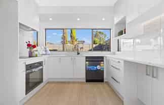 2/258 Great South Road, Manurewa