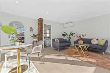 2/258 Great South Road, Manurewa