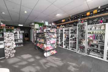 Piercing & Alternative Lifestyle Boutique