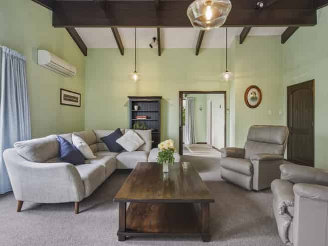 10 Windsor Place, Mosgiel