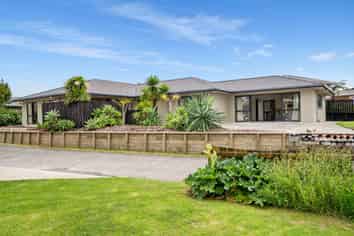 36 Pyes Pa Road, Pyes Pa