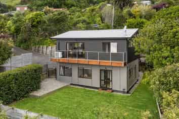 33 Athol Street, Glenduan