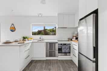 33 Athol Street, Glenduan