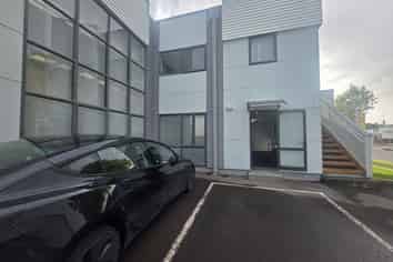 1B/15 Roxanne Place, Poike