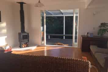 14 Grandview Rd, Leigh