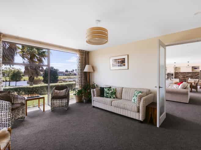 71 Palm Springs Boulevard, Papamoa