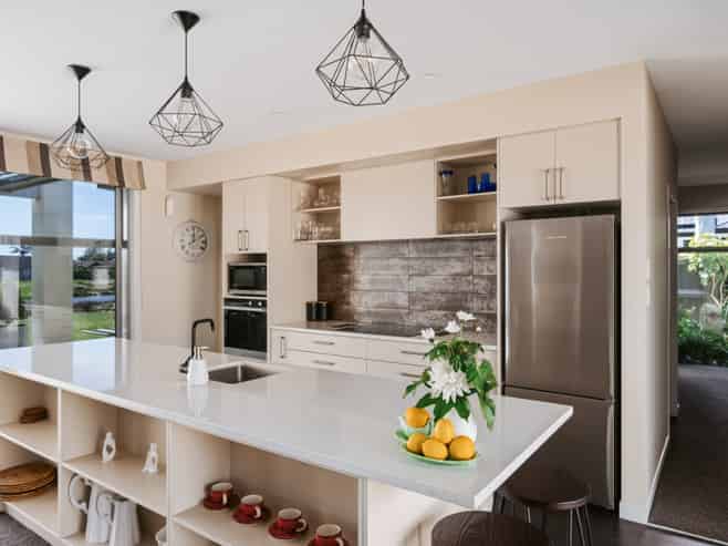 71 Palm Springs Boulevard, Papamoa