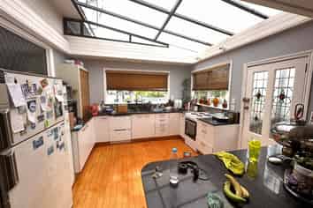 3 Hillary Heights Avenue, Glendene