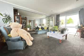 3 Hillary Heights Avenue, Glendene