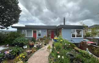 3 Hillary Heights Avenue, Glendene