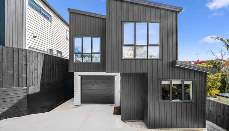 83B Penzance Road, Mairangi Bay