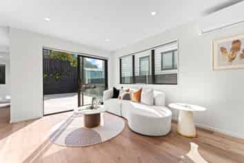 83B Penzance Road, Mairangi Bay